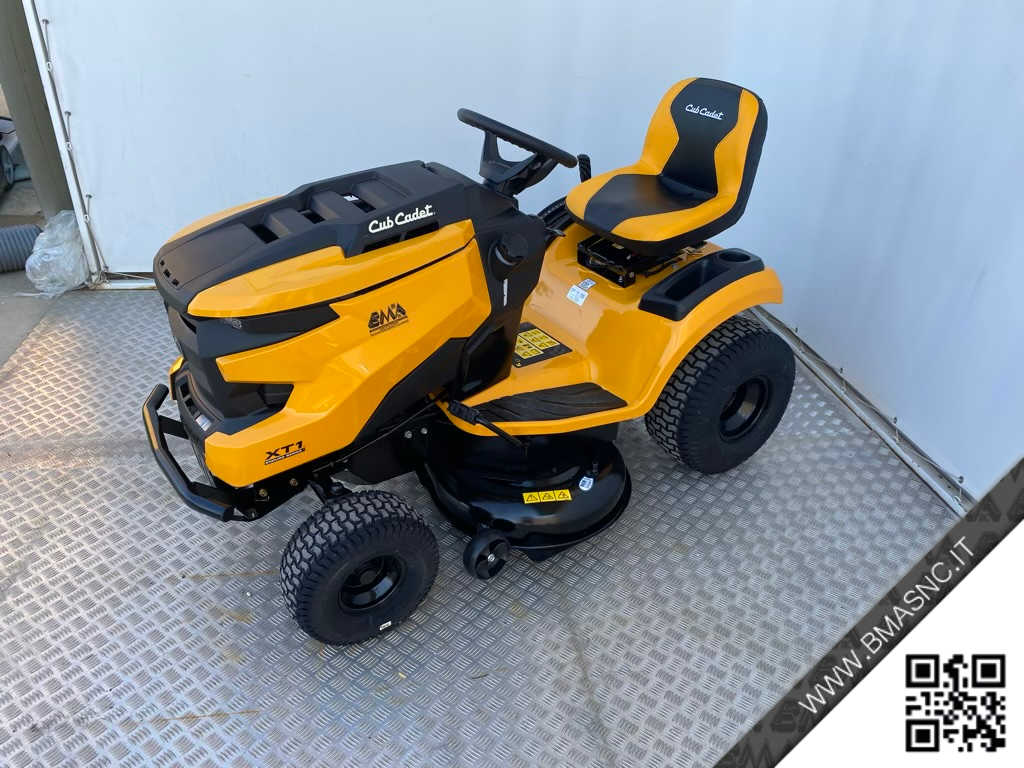 CUB_CADET_XT1_OS107_NEW_TRATTORINO_TOSAERBA_3.jpg